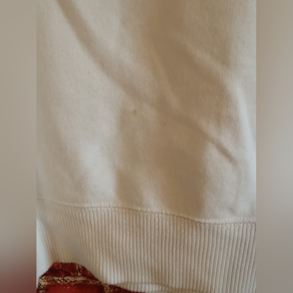 𝟐 𝑯𝒐𝒍𝒍𝒊𝒔𝒕𝒆𝒓 𝑪𝒓𝒆𝒘𝒏𝒆𝒄𝒌 𝑺𝒘𝒆𝒂𝒕𝒔𝒉𝒊𝒓𝒕𝒔 - Picture 10 of 14